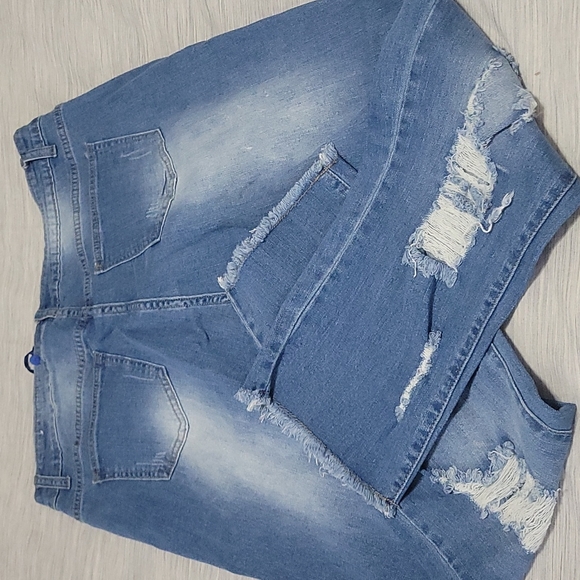 NWT / New Cover Girl 👖 Jeans $5 Off? Ask me. - Picture 6 of 7